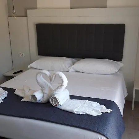 Blue Marine - Free Parking 게스트하우스 트로페아