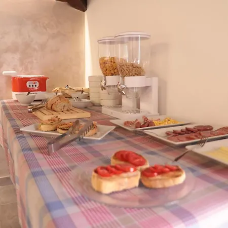 Blue Marine - Free Parking