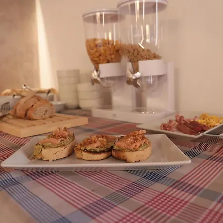 Blue Marine - Free Parking