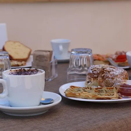 Blue Marine - Free Parking 트로페아