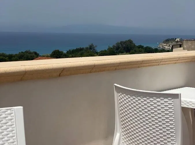 בית הארחה Blue Marine - Free Parking