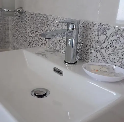 בית הארחה Blue Marine - Free Parking טרופאה