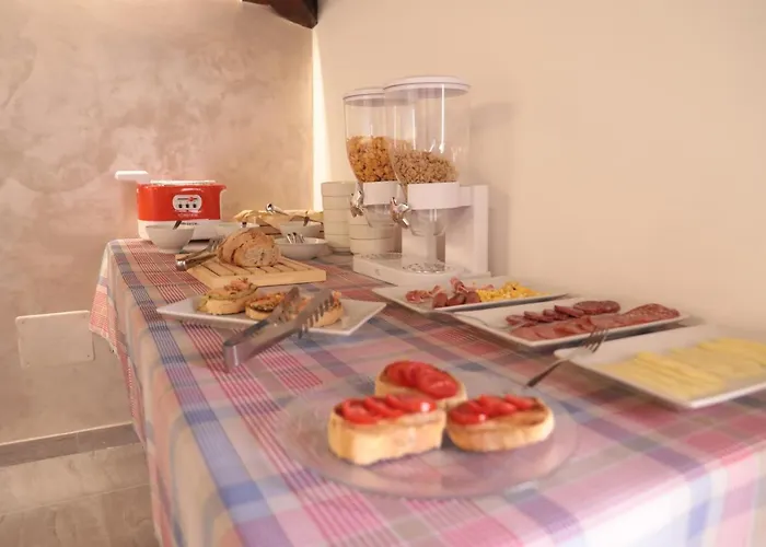 Blue Marine - Free Parking