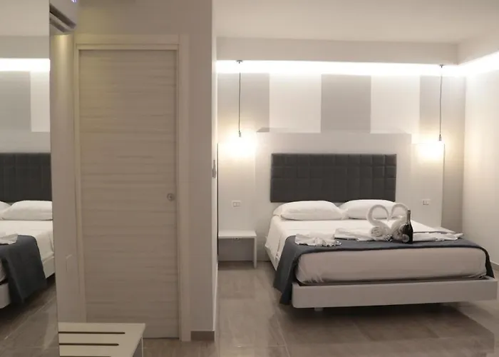 Blue Marine - Free Parking 4* טרופאה