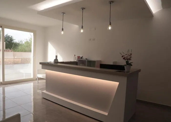 בית הארחה Blue Marine - Free Parking טרופאה