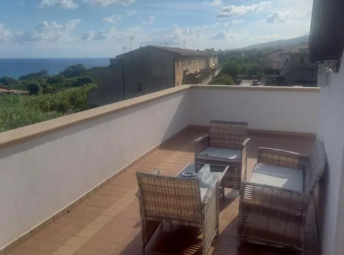 בית הארחה Blue Marine - Free Parking 4*