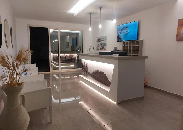 בית הארחה Blue Marine - Free Parking טרופאה